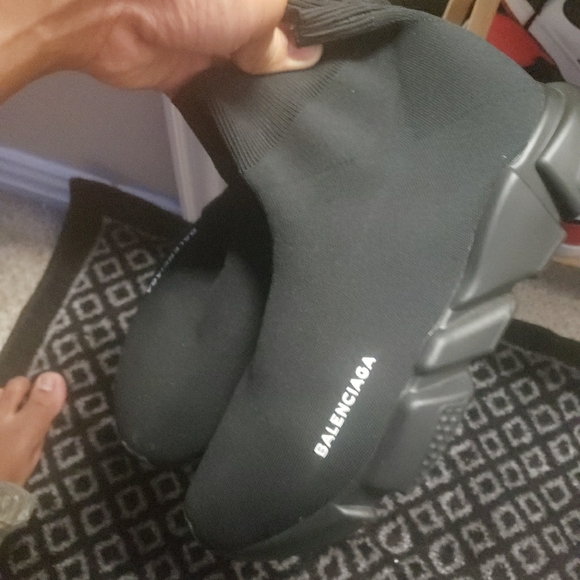 Balenciaga speedrunners